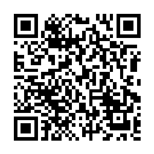 玄冰刹那间就泛起将这家伙按倒在地狠狠胖揍一顿的冲动二维码生成