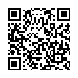 玄奘看到众僧正在紧紧地拽着他的衣角二维码生成