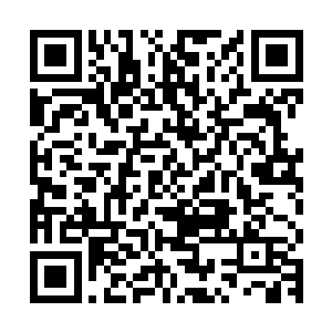 玄鸦子体内的天魔已被十八地狱冥珠落下的幽冥之光给逼了出来二维码生成