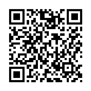 玉大娘原本还忌惮着轩辕离歌手上有她的把柄二维码生成