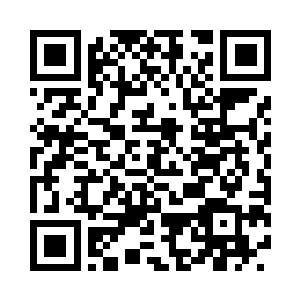 王佳佳似乎也明白孙子轩不会对自己如何二维码生成
