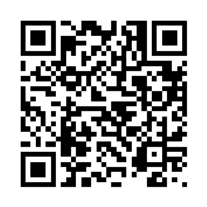 王卧云和云飞凤的脸上充满了笑容二维码生成