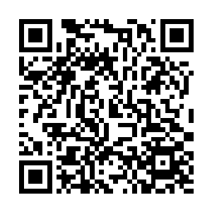 王子元身后的三个村民终于忍受不住这诡异的情况了二维码生成