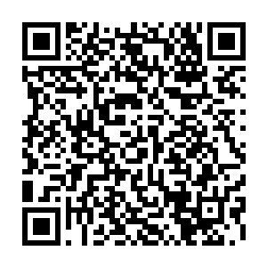 现在两人商量的是从后面摸过去争取能搞到一个什么高射机枪之类的重武器二维码生成