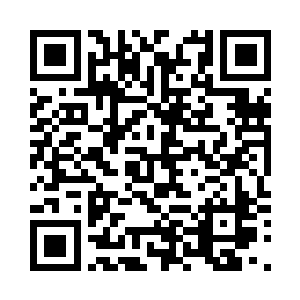 现在他都是平日里做一些帽子放起來二维码生成