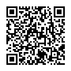现在我明白吕先生白天的时候为什么带着我们四处乱转了二维码生成