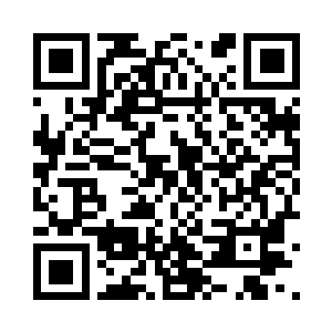 现在更是被放在这个浑身黝黑的雄壮男子面前二维码生成