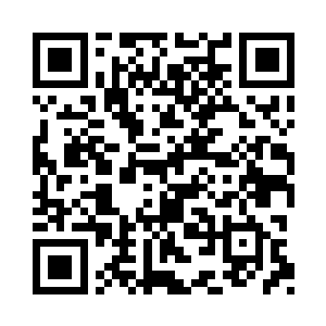 现在的丁羽就是站在了自己父母的身后位置二维码生成