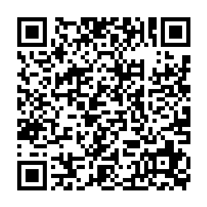现在自然不是纠结对方是怎么会在这么短的时间出现在这里的时候二维码生成