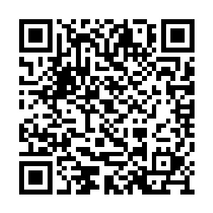 现在连头的攻击更是让他感觉到了一丝丝的危险二维码生成