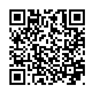 现场的大屏幕上再次出现了ban选画面二维码生成