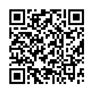 珍之重之地将戒指推进女人左手无名指二维码生成