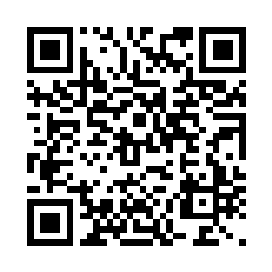 珩珩方才还在说一个人实在忙不过来二维码生成