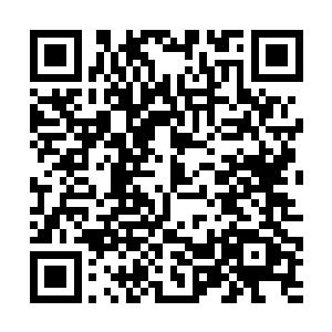 球灯就算那种酒吧里转来转去上面闪着很多颜色的灯二维码生成