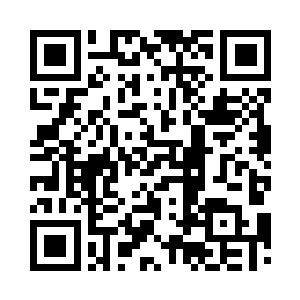 琳夫人并没有因为众人的注视而怯场二维码生成