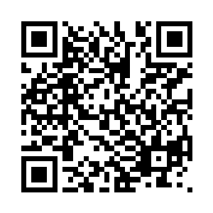 瓷砖是国际象棋棋盘一般黑白相间的图案二维码生成