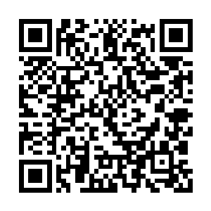 甚至不少女子的嘴里已经发出了一声尖叫的声音二维码生成