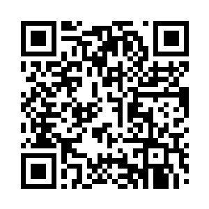 甚至于王莉也是抱着自己的酒瓶子开始吹了二维码生成