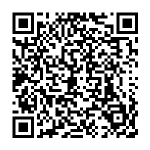 甚至包括一些早就决定了把票投给谁的人也必须要再重新掂量一下了二维码生成