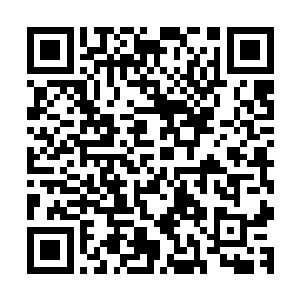 甚至可以说是诡异的……他的身体都被浓郁的黑气笼罩了起来二维码生成