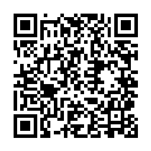 甚至就连正在帮战的某个游戏里的玩家也纷纷停下了游戏二维码生成