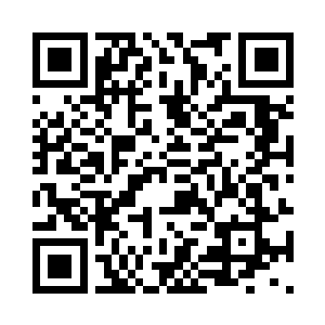 甚至就连黑衣人头领的眼中也闪过了一丝惊惧二维码生成