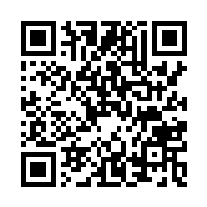 甚至张生走到旁边观看她们都没察觉二维码生成