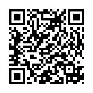 甚至把自己的女友跟秘书都安排到了别的车上二维码生成