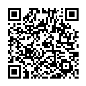 甚至抵得上一个普通的二流三流的小歌手的销量二维码生成