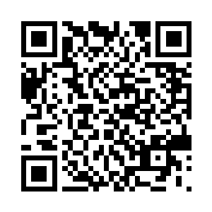 甚至是整个人都有那么一些拘谨和不安二维码生成