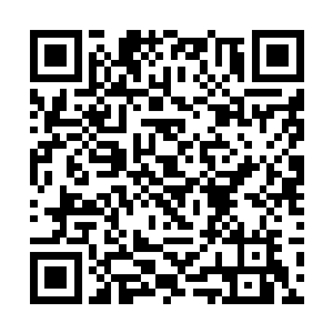 甚至是觉得这个笑意实在是有些一种难以言喻的味道二维码生成