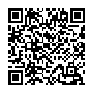 甚至有丝丝黑色毒雾在他们的身体周围缭绕而起二维码生成