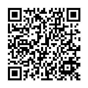 甚至有人抓拍到小寨天坑上方有飞碟飞过的照片……二维码生成