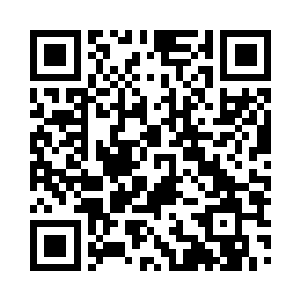 甚至每天看起来都还有些忧心忡忡的样子二维码生成