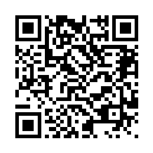 甚至没有时间辨认方向就一头钻了进去二维码生成