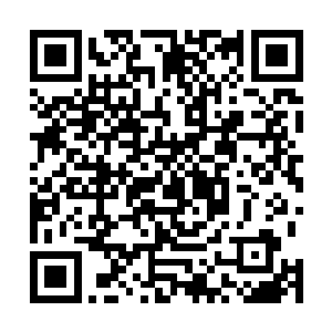 甚至还亲自到大西洋海底去潜水拍摄了泰坦尼克号的残骸二维码生成