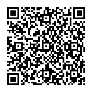 甚至连他自己都难以判断自己究竟该不该放弃渴望在基层下边去建功立业做一番实事的梦想二维码生成