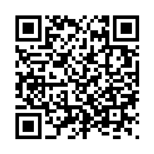 甚至飞得比他自己刚刚射出的火箭弹还要快二维码生成