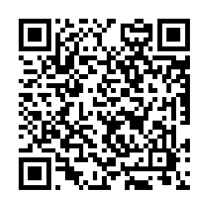 生生于破碎的虚空与迟缓的时光里斩出了一道缝隙二维码生成