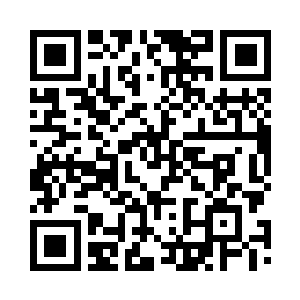 用两个粉红色的发卡一样的饰品固定二维码生成