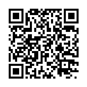 用乌漆墨黑的两手搂着他脖子小声叫二维码生成