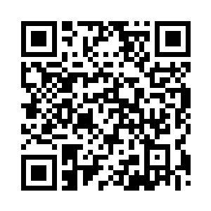 用了一条极其珍贵的金翅鉄背大蜈蚣二维码生成