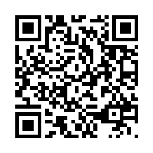 用她特有的孩子声音对着队长撒娇着二维码生成