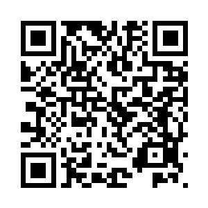 用怀疑的目光在秦宇全身上下打量二维码生成