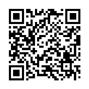 用手指了指被围住的万宝楼工作人员道二维码生成