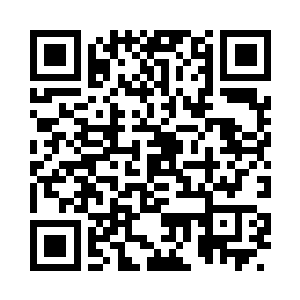 用菜刀将那些河蚌沿着缝隙一一切开二维码生成