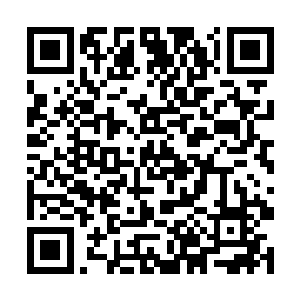 用身体来表达自己内心那无法压抑的思念和激动之情二维码生成