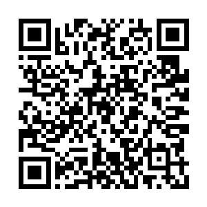 用青铜丹炉和墨碳这种他已经好多年不用的东西二维码生成