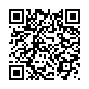 用食指的指背蹭了一下自己的鼻子二维码生成