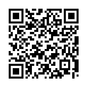 田主任和黄站长就谈笑着往里面走二维码生成